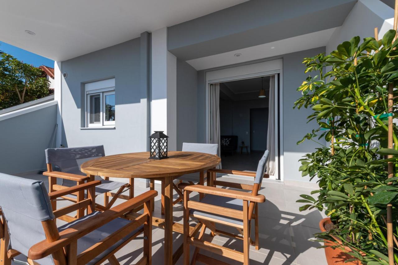 Rizes Seaside Homes Vromonerion Ngoại thất bức ảnh
