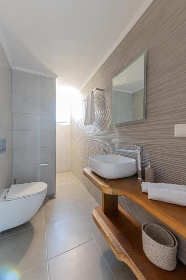 Rizes Seaside Homes Vromonerion Ngoại thất bức ảnh
